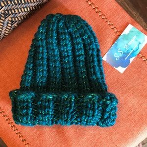 ❤️SALE NWT Handknit artisan teal hat